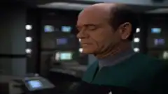 Звездный путь: Вояджер 4 сезон 15 серия